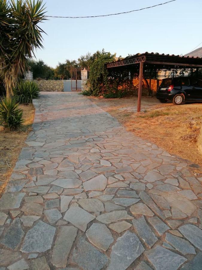 Theasea House With Garden Apartamento Riglia Exterior foto