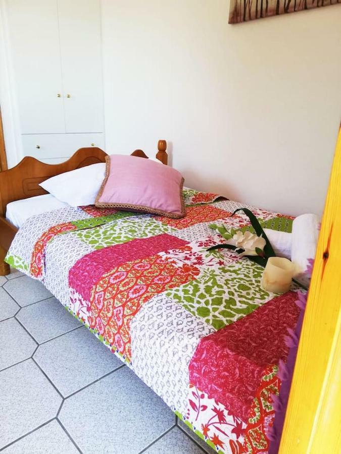 Theasea House With Garden Apartamento Riglia Exterior foto