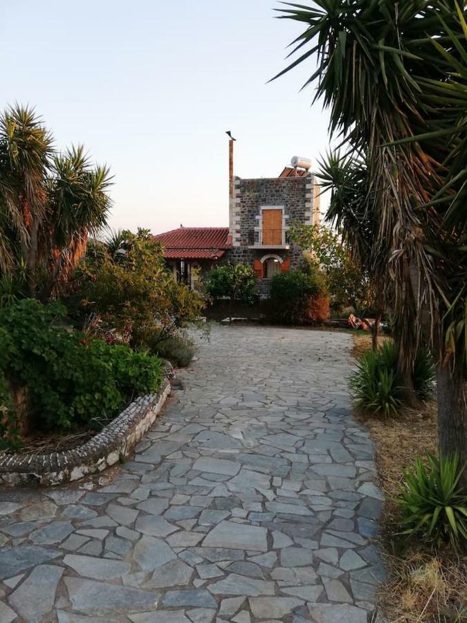 Theasea House With Garden Apartamento Riglia Exterior foto