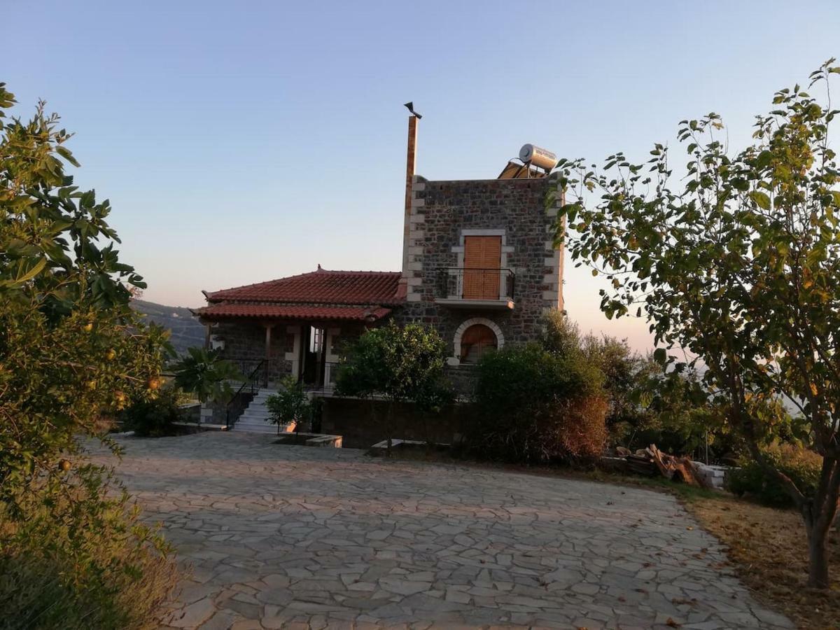 Theasea House With Garden Apartamento Riglia Exterior foto
